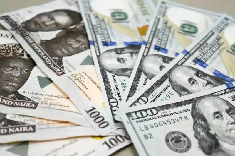 Nigerian Naira Hits Record Low Against US Dollar Amid Economic Crisis