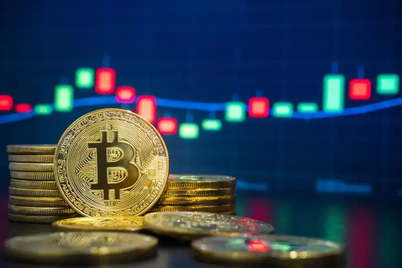 Bitcoin Price Predictions for 2024: Experts Forecast $100K to $250K